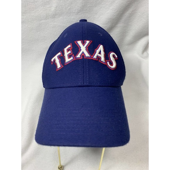 Texas Rangers Hat Cap Nike Stretch Fit Blue Red Embroidered MLB Baseball Dri-FIT - Picture 1 of 8